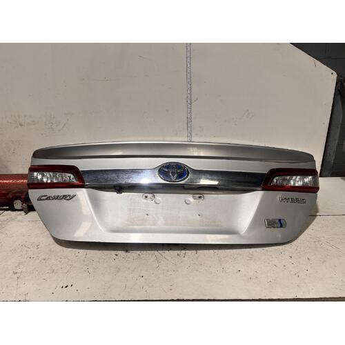 Toyota Camry Bootlid AVV50 01/2012-11/2015