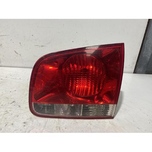 Volkswagen Touareg Right Tailgate Light 7L 09/2003-06/2007