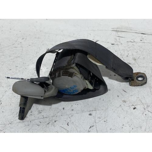 Toyota Hilux Right Rear Seatbelt KUN26 03/2005-06/2011