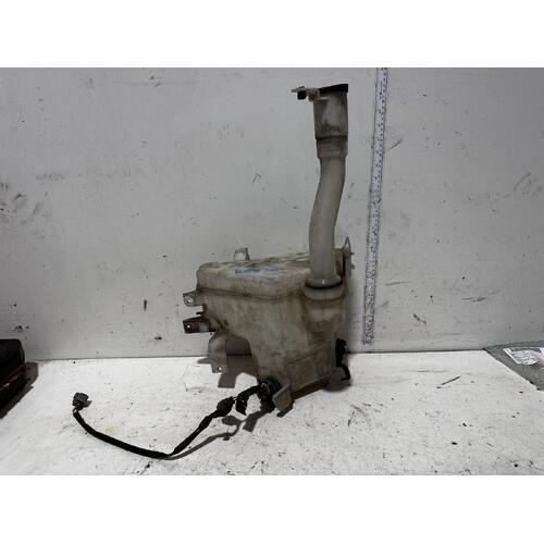 Toyota Prado Washer Bottle GRJ120 02/2003-10/2009