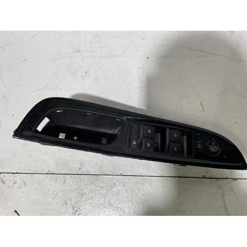 Holden Commodore Right Front Window Switch VF 05/2013-12/2017