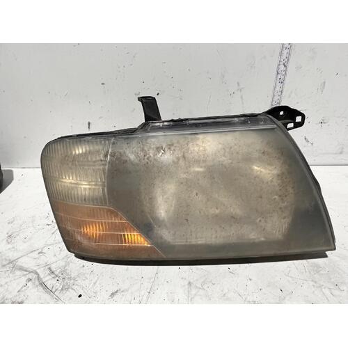 Mitsubishi PAJERO Right Headlight NM 05/00-10/02