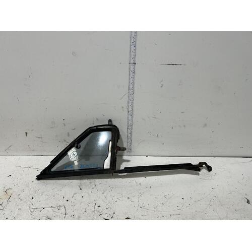 Toyota Hilux Right Front Door 1/4 Glass LN107 10/1988-09/1997