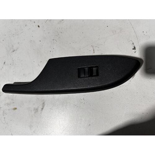 Toyota Corolla Left Front Window Switch ZRE152 03/2007-10/2013