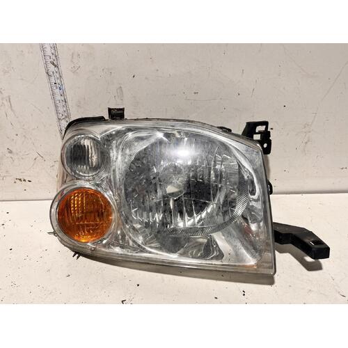 Nissan NAVARA Right Headlight D22 12/01-08/15