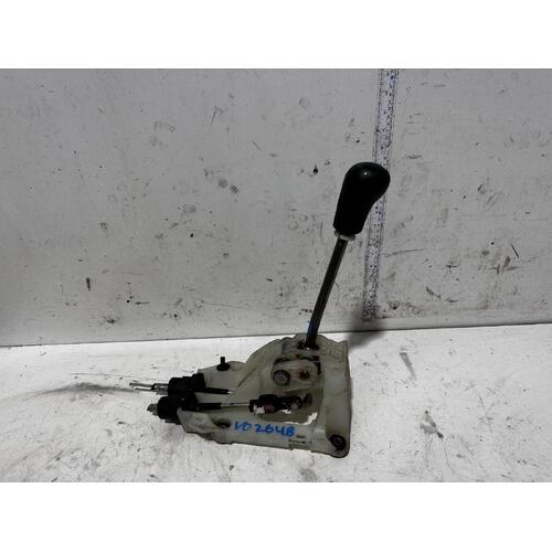 Toyota Yaris Gear Stick / Shifter NCP90 10/2005-12/2016