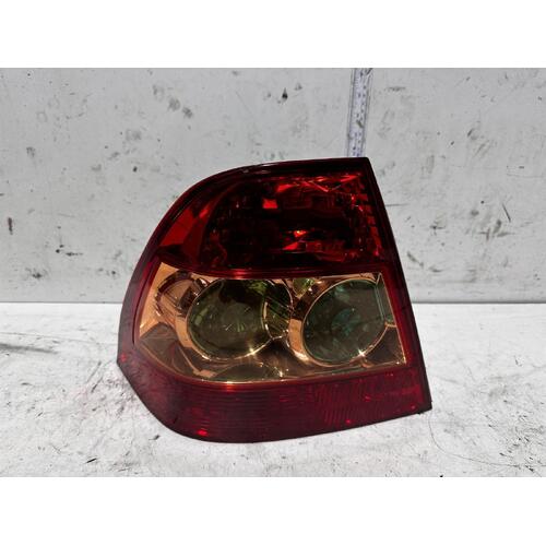 Toyota Corolla Left Tail Light ZZE122 04/2004-06/2007