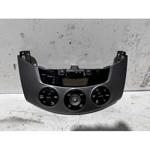 Toyota RAV4 Heater Controls ACA33 11/2005-09/2008