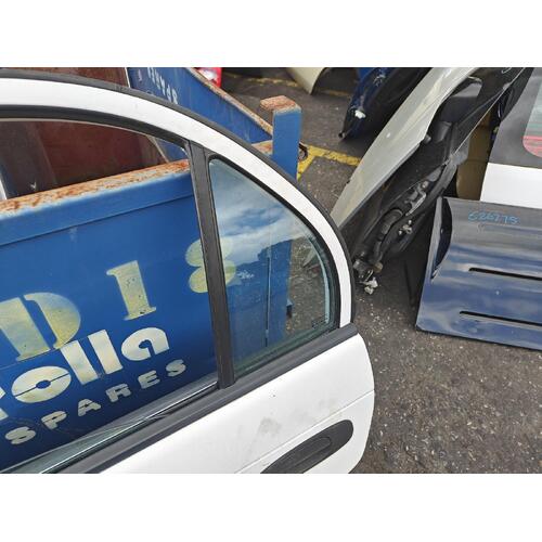 Toyota Corolla Left Rear Door 1/4 Glass AE101 09/1994-10/1999