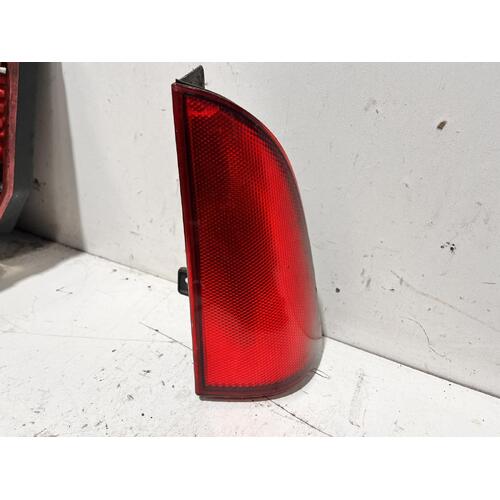 Mercedes VITO Reflector Right Rear Upper Tailgate 639 04/04-02/15