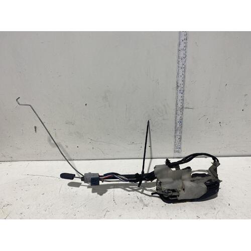 Toyota Corolla Right Front Lock Mechanism AE102 09/1994-10/1999