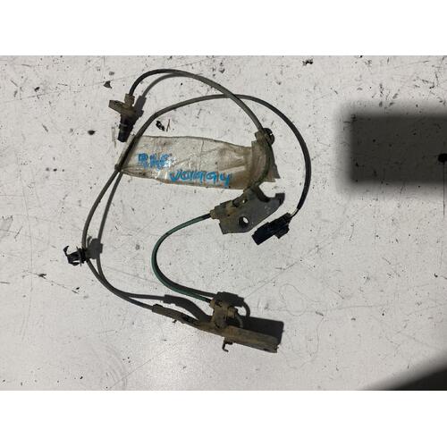 Toyota Tarago Right Front ABS Sensor ACR50 03/2006-06/2020