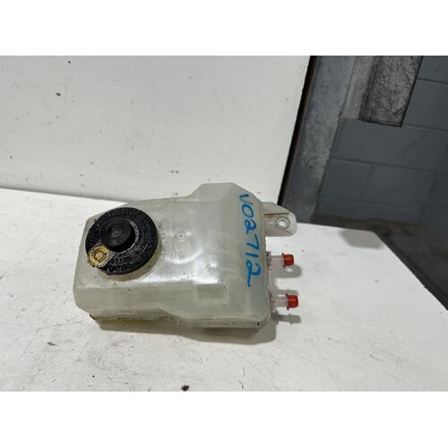 Toyota Prius Master Cylinder Reservoir NHW20 10/2003-04/2009