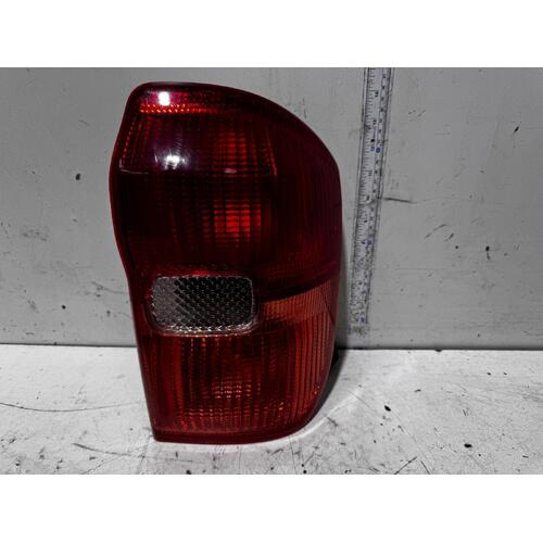 Toyota RAV4 Right Tail Light ACA21 07/2000-07/2003