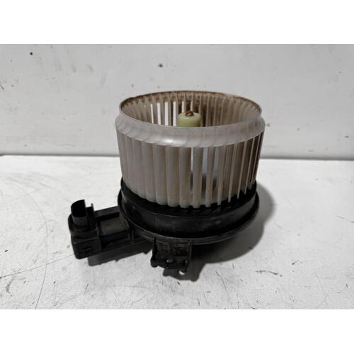 Toyota Hilux Heater Fan Motor GUN126 09/2015-Current 