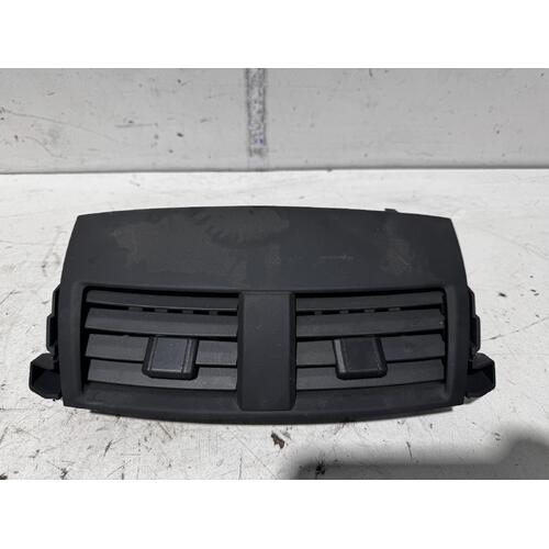 Toyota RAV4 Dash Vents ACA33 11/2005-12/2012