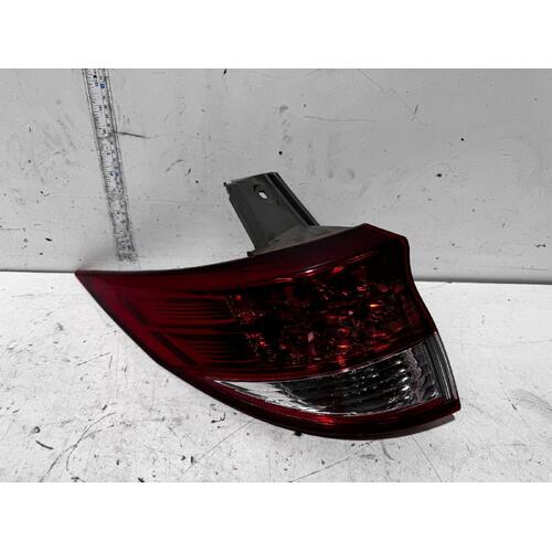 Toyota Estima Left Tail Light ACR55 2009-2019