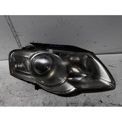 Volkswagen Passat Right Head Light 3C 03/2006-09/2010