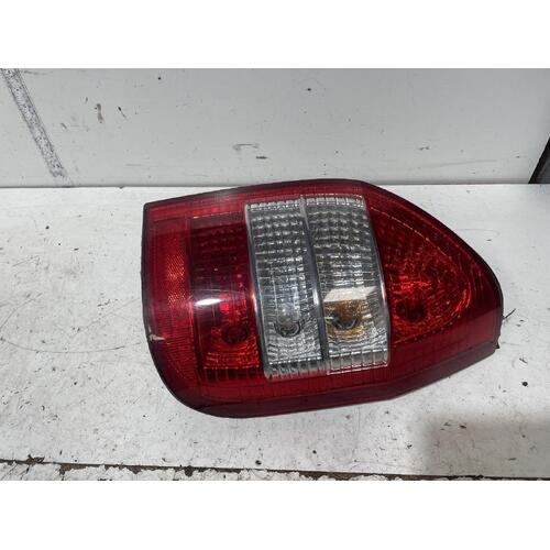 Holden Zafira Right Tail Light TT 05/2003-07/2005