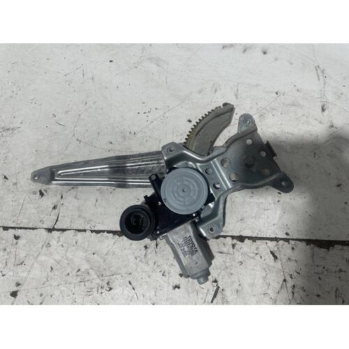 Toyota Corolla Right Rear Window Regulator ZZE122 12/2001-06/2007