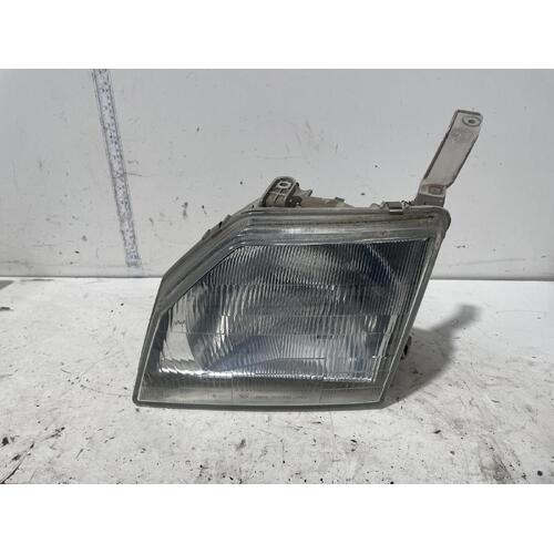 Daihatsu Pyzar Left Headlight G303 02/1997-05/1998