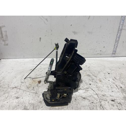 Toyota Camry Right Rear Lock Mechanism MCV20 08/1997-08/2002