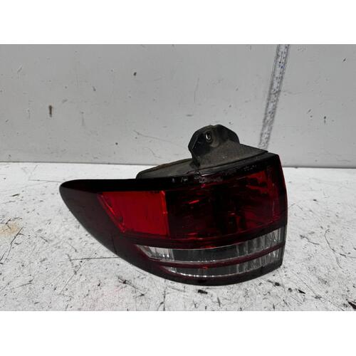 Toyota Tarago Left Tail Light ACR30 06/2003-02/2006