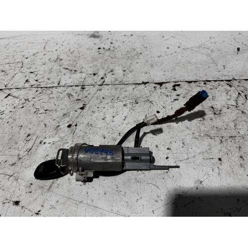 Toyota Camry Ignition Barrel with Key SXV10 02/1993-06/1997