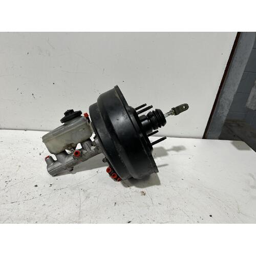 Toyota Camry Brake Booster with Master Cylinder SXV10 02/1993-06/1997