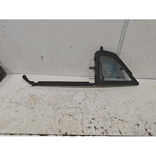 Toyota Hilux Left Front Door 1/4 Glass RN90 10/1988-09/1997