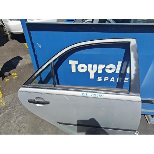 Toyota Camry Right Rear Door 1/4 Glass ACV36 08/2002-05/2006