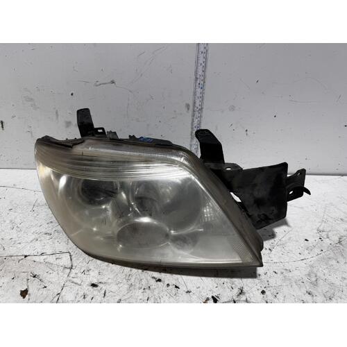 Mitsubishi Outlander Right Head Light ZF 06/2004-09/2006