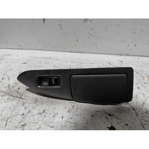 Toyota Prado Right Rear Power Window Switch GRJ120 02/2003-10/2009