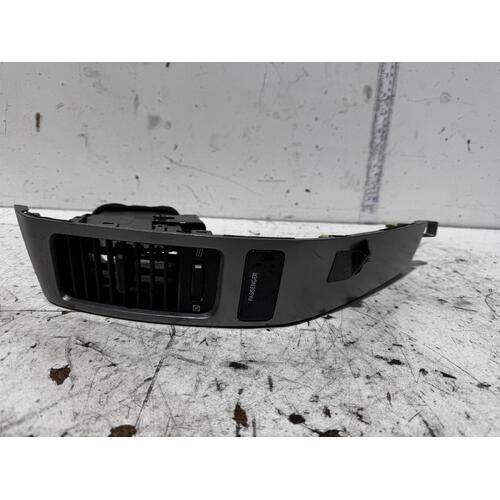 Toyota Prado Left Dash Vent GRJ120 02/2003-10/2009