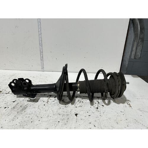 Toyota Tarago Right Front Strut ACR30 06/2000-05/2003