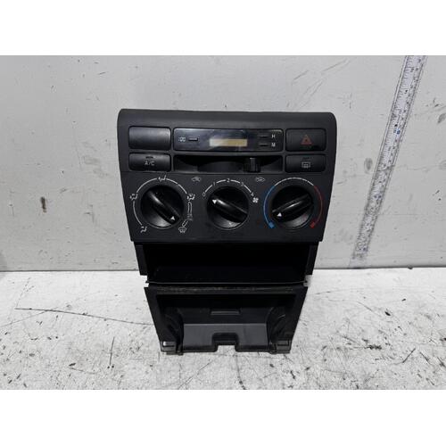 Toyota Corolla Heater Controls ZZE122 12/2001-06/2007