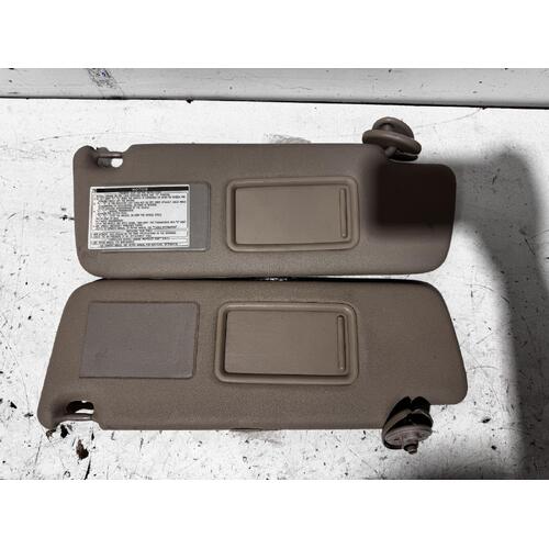 Toyota Prado Sun Visors GRJ120 02/2003-10/2009