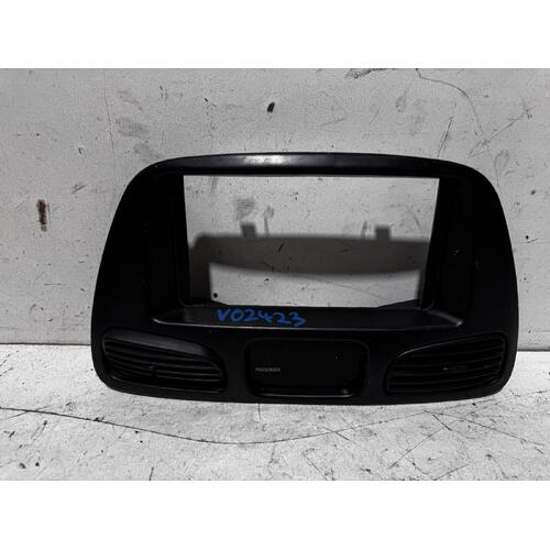 Toyota Townace Dash Vents with Fascia KR42 01/1997-03/2004