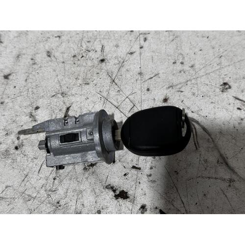 Toyota Corolla Ignition Barrel with Key ZZE122 12/2001-04/2007
