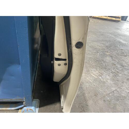 Toyota Corolla Right Front Door Lock Mechanism ZRE182 10/2012-06/2018