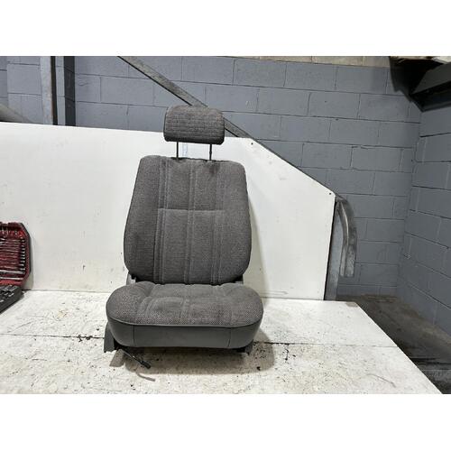 Toyota 4 Runner Right Front Seat VZN130 10/1989-06/1996