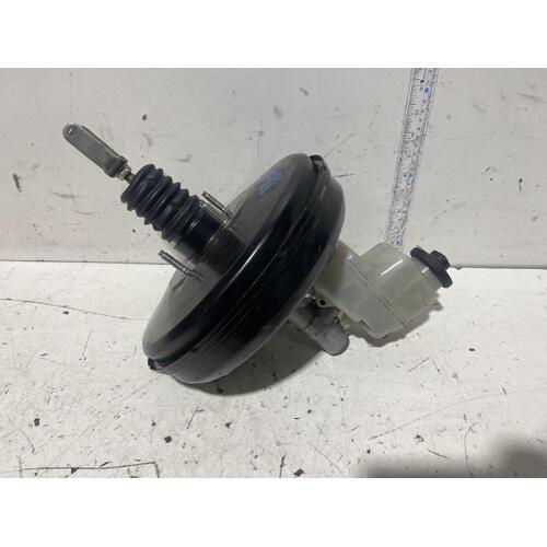 Toyota Rav4 Brake Booster With Master Cylinder ACA33 11/05-11/12