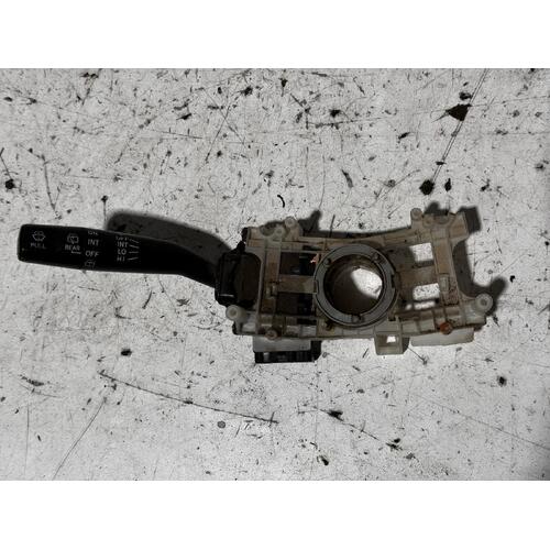 Toyota Hiace Wiper Switch RCH22 10/1995-02/2004