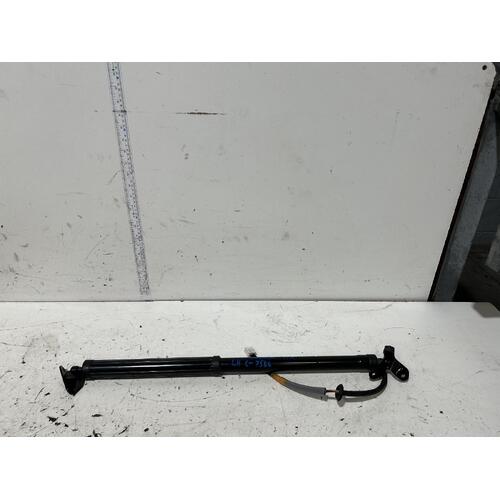 Toyota Fortuner Left Tailgate Strut GUN156 08/2015-Current