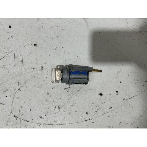 Toyota Townace Ignition Barrel with Key KR42 01/1997-12/1998