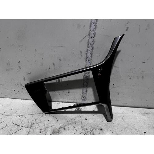 Toyota Corolla Head Unit Fascia ZRE182 10/2012-06/2018