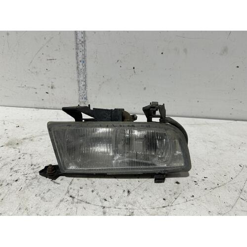 Saab 9 3 Right Bumper Foglight 06/1998-09/2002