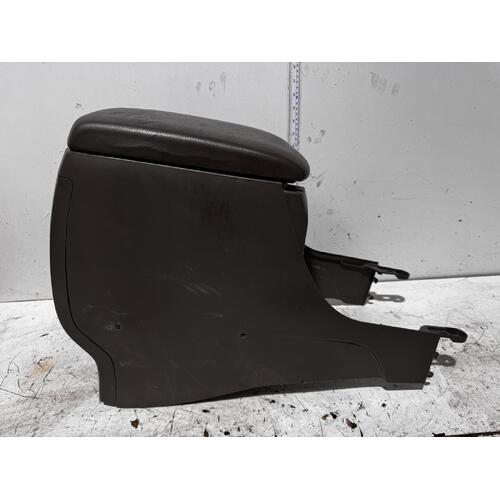 Toyota Prado Centre Console GRJ120 02/2003-10/2009