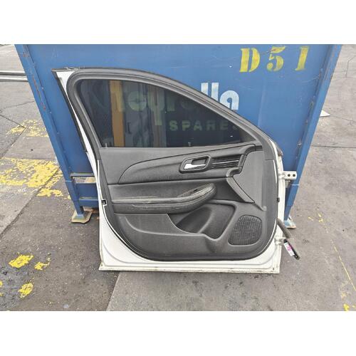 Holden Malibu Left Front Door Trim V300 04/2013-01/2017