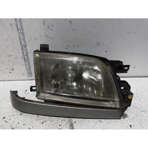 Subaru Forester Right Head Light 01/2000-06/2002